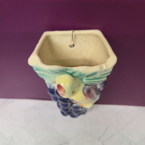 Mid-Century modern Wall Pocket Vase Ceramic Parrot & Grapes Hand Painted 1940's - Picture 3 of 11