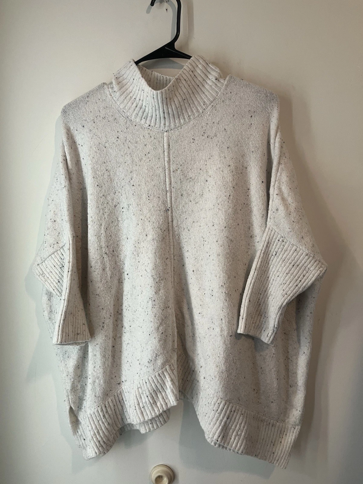 LOFT Women's Beige Petite Flecked Turtleneck Poncho Sweater Size LP
