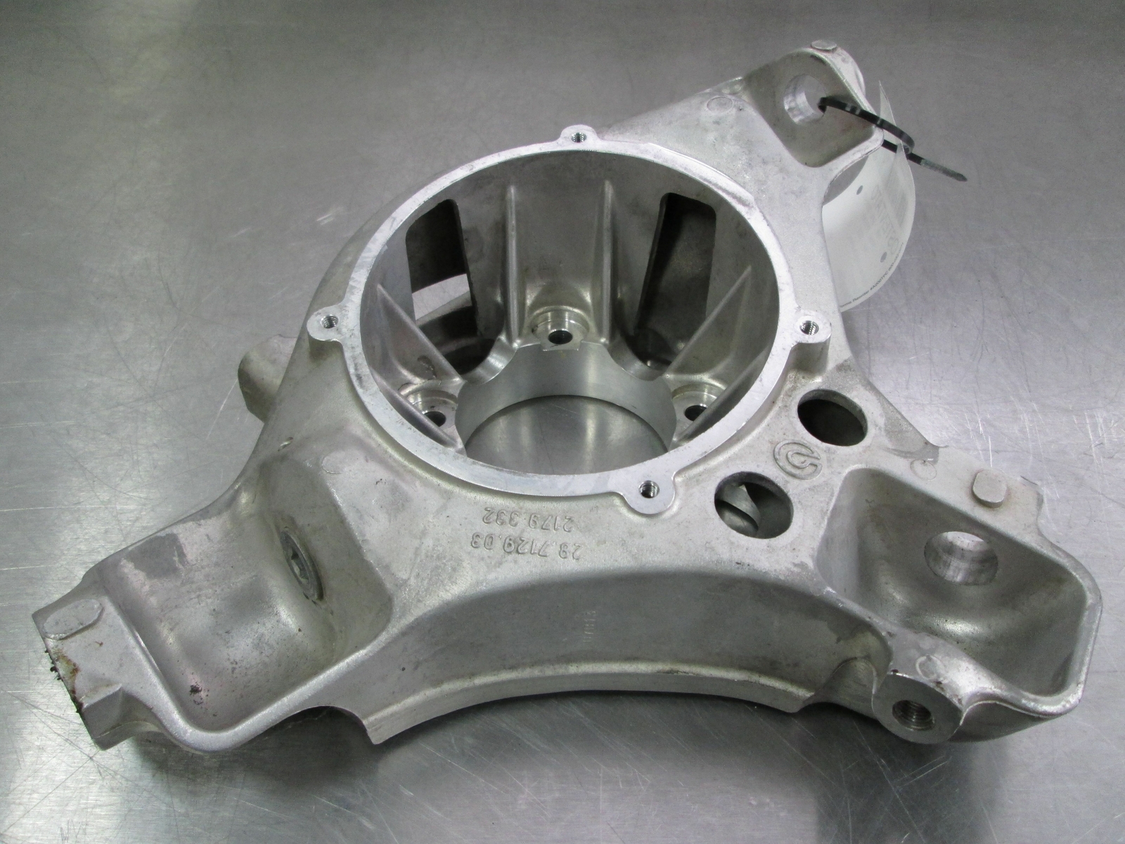 Challenge Steering Knuckle Upright Carrier Hub 220564 OEM Ferrari 430 360