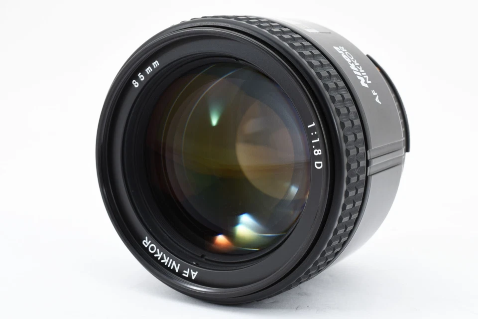 VENTA CM Lente Retrato Nikon AF Nikkor 85mm f1.8 D con Estuche Capucha De JAPÓN Foto 4 de 4