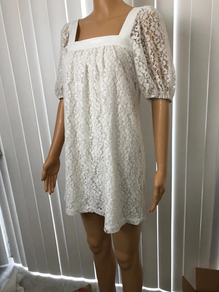 TO The MAX 女式 2 码白色蕾丝迷你连衣裙内衬背面拉链宽松 Z 码 — 第 2/4 张图片