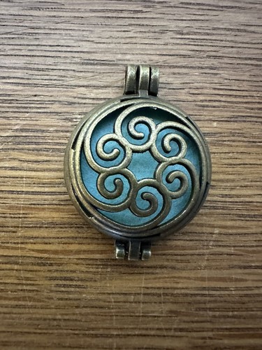 Vintage Parfum Medaillon Anhänger Halskette Räucherstäbchenhalter verziert lange Kette - Bild 3 von 7