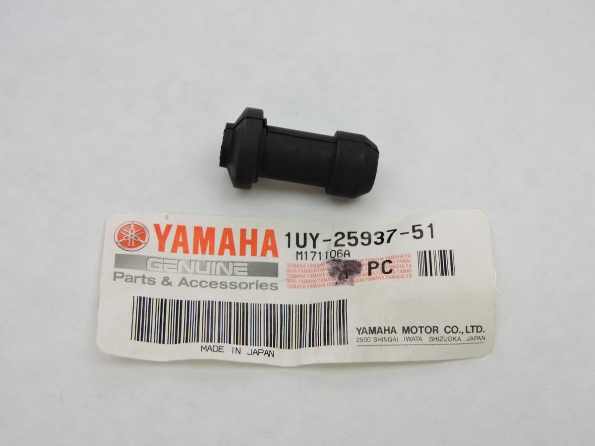 1uy-25937-51 NOS Yamaha Front Wheel Boot XT600 YZ125 Y2234x