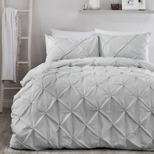 Image of Serene Lara Geometric Raised Pintuck Design Duvet Quilt Cover Set - 4 x Colours