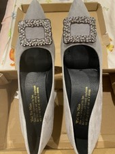 BRAND NEW IN BOX!! GORGEOUS SUEDE LIKE GREY PUMPS SIZE 7.5