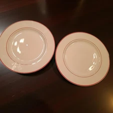 Set Of Two 10.75 In Ch Gallery Table Top Dining Plates White With Red Trim