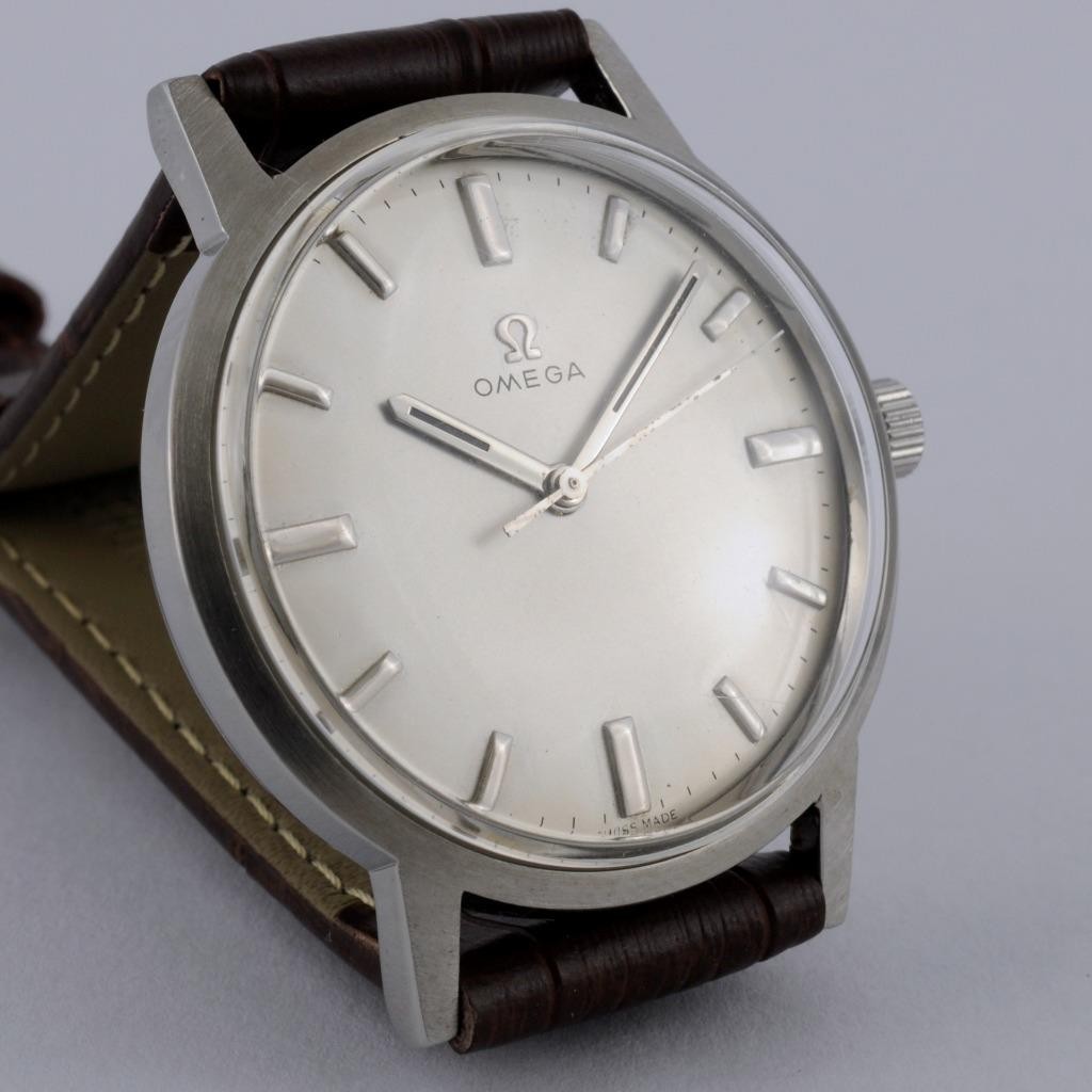 FINE VINTAGE OMEGA GENEVE 135.070 MANUAL WIND STEEL SWISS MADE 34MM DRESS WATCH image 3