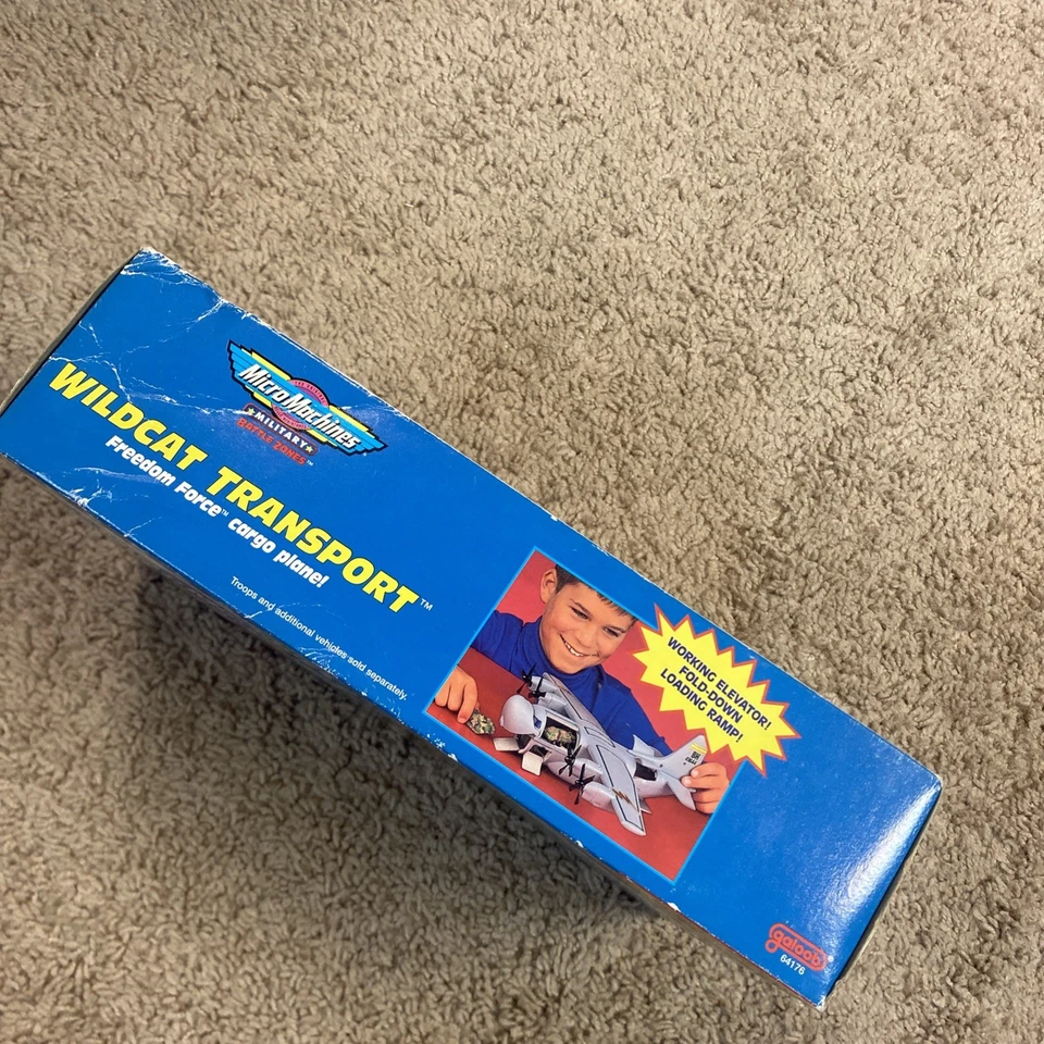 Vintage Galoob Micro Machines Military Battle Zones Wildcat Transport 64176 New - Image 3 of 4