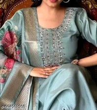 Indian Readymad Rayon Kurta Kurtis Pant Set for Women's Party Festive Outfit Gif