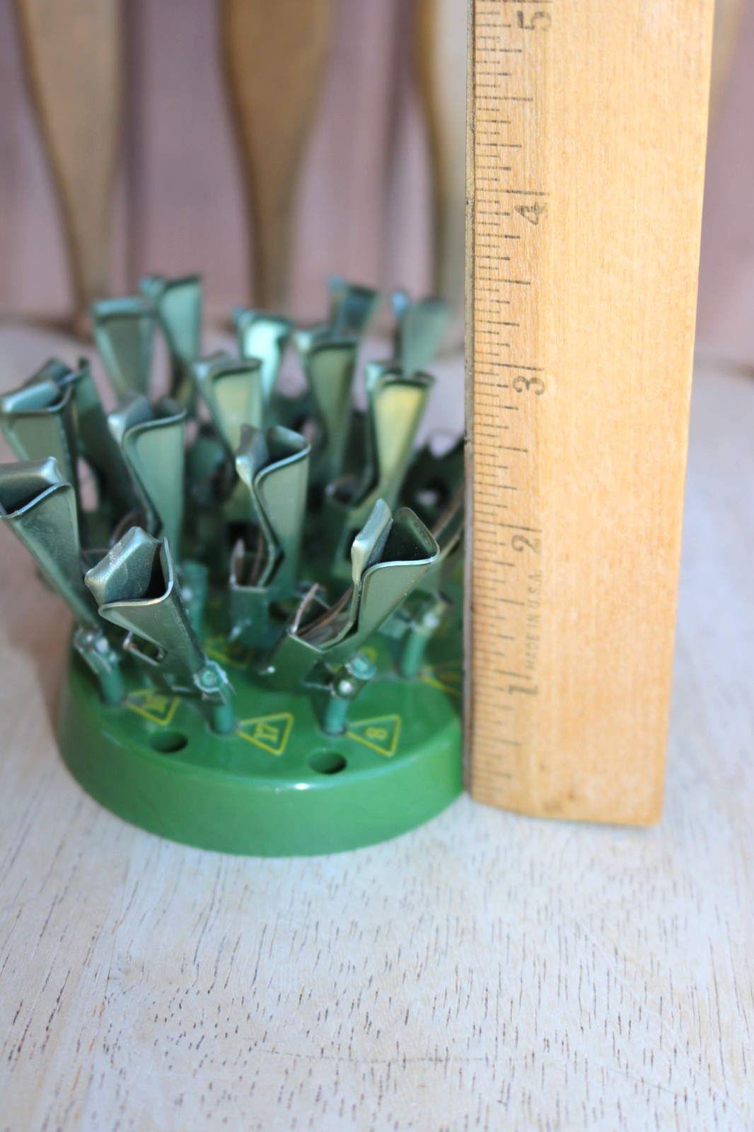 Vintage Metal and Plastic Flower Pin Frog Arrangement  by Reynolds Co