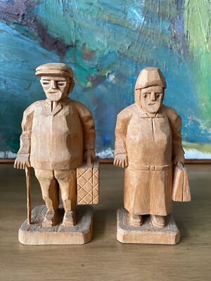 2 Wooden Figures Carved Married Couple Grandma and With Case Vintage Signed 1965