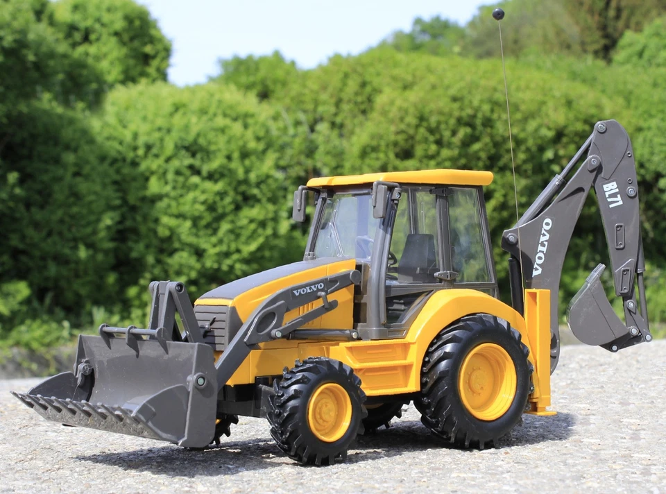 RC VOLVO BL71 Traktor Bagger Radlader in 1:18 FERNGESTEUERT 27MHz 87913 - Bild 2 von 4