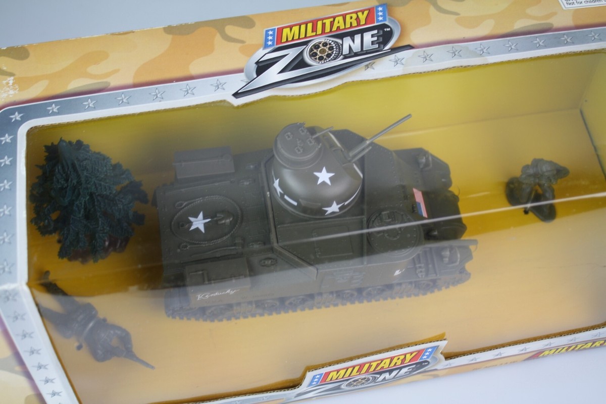 Military Zone Kentucky W-309513 MILITARY TANK New-Ray Toys