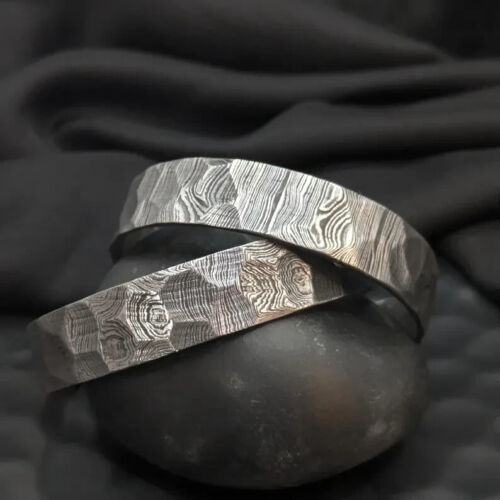 Damascus Hammered Bangle Handcrafted with Precision, Hammered Damascus Steel