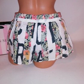 Victoria Secret Sleep Shorts Small Sleepwear White Black Floral Logo Pajama New