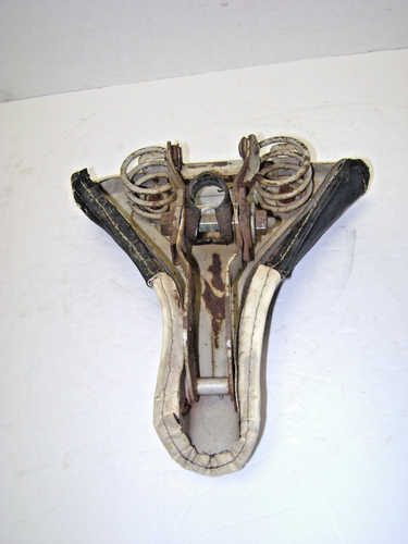Vintage Skyway Spring Bicycle Seat - Picture 5 of 6