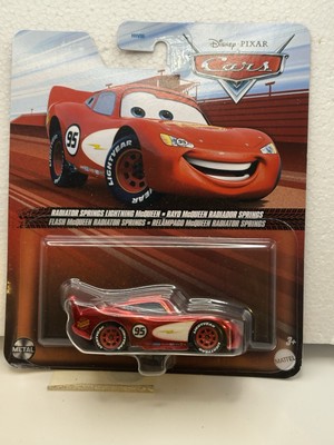 2021 DISNEY PIXAR CARS RACE CAR #95 RUST-EZE