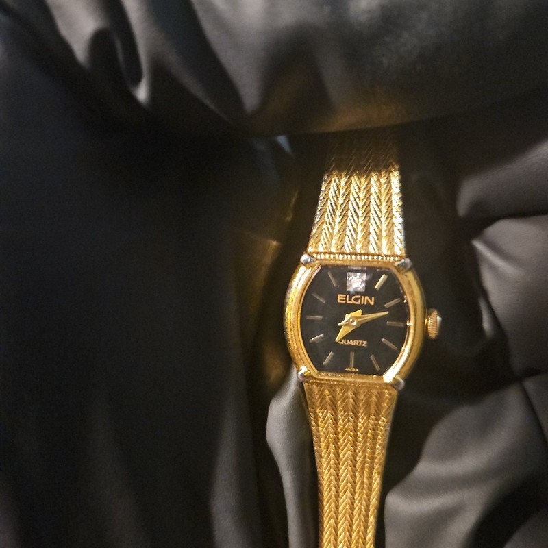 Elgin Gold Tone Women's Square Watch Diamond Quartz Japan EK230-007 5Y30