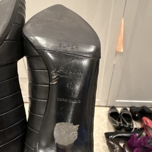 Tacones puntiagudos vintage Prada negros Reino Unido 7 IT 40 - Imagen 6 de 7