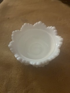 FENTON FAIRY LAMP LIGHT WHITE HOBNAIL Bottom