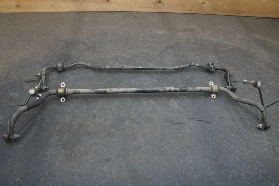 Комплект из 2 передних и задних стабилизаторов подвески 99634370122 Porsche 911 996 1 - Изображение 3 из 3