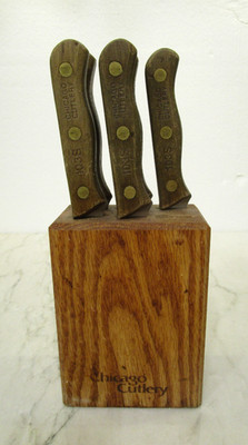 Chicago Cutlery 103S Steak Knife Set Wood Handle Knives with Block 5*