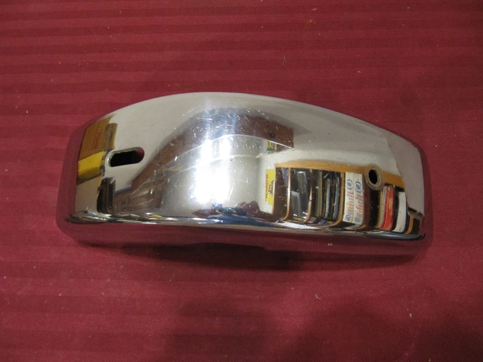 Protector de parachoques derecho ranurado nuevo de Lote Antiguo Porsche 911 1969-1972 Foto 4 de 4