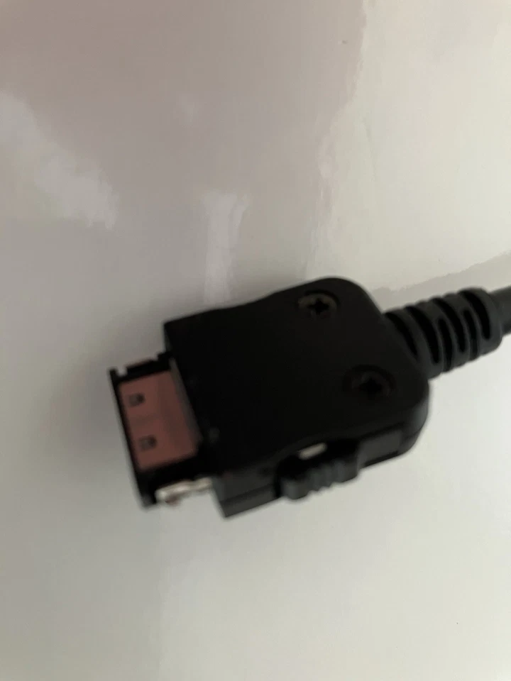 Puerto de medios digitales Sony TDM-iP20 Foto 4 de 4