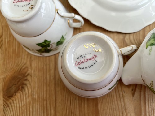 COLCLOUGH IVY LEAF 21 PIECE TEA SET - GREAT CONDITION - Picture 12 of 15