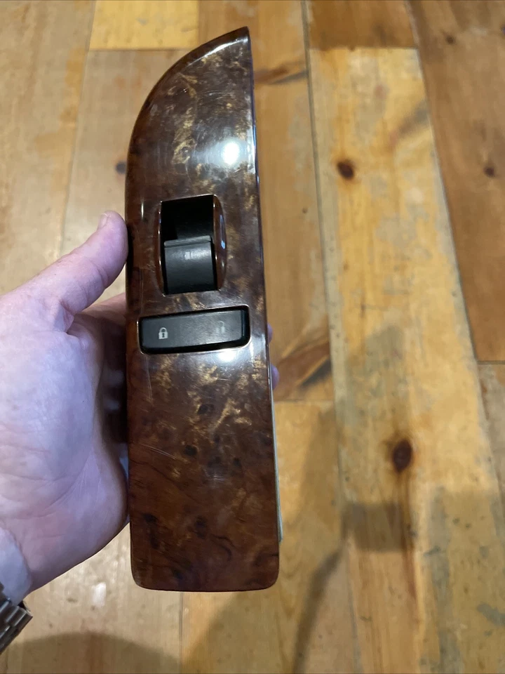 🏁2010 2011 2012 2013 Chevrolet Tahoe Interruptor de ventana delantera derecha OEM 20835554AC Foto 3 de 4