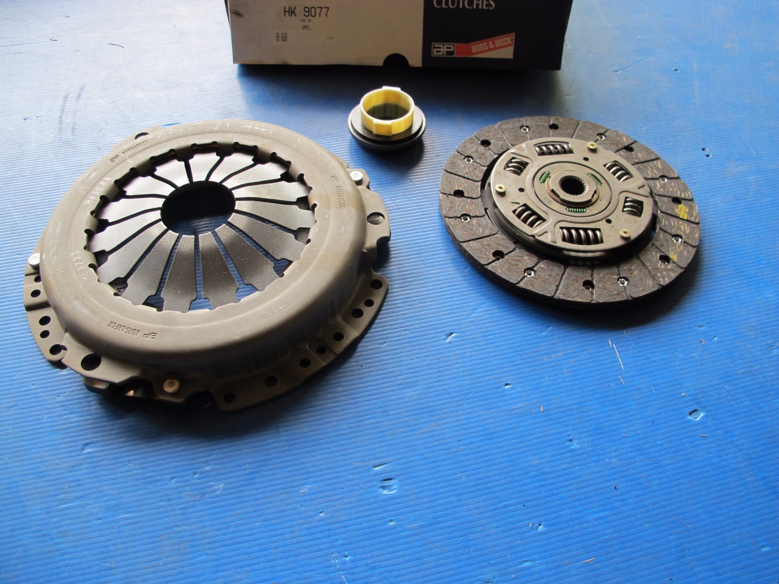 Kit d'embrayage Borg et Beck pour éliminer le patinage sur Opel Ascona C et Kadett