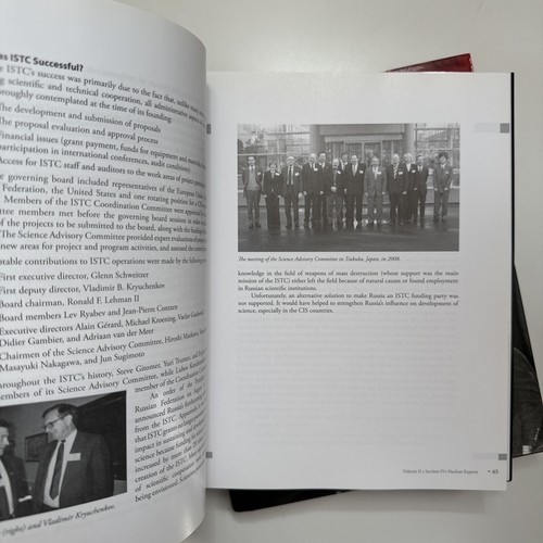 Signed 1st! Doomed to Cooperate by LANL Nuclear Weapons Expert Sig Hecker HCDJVG - Bild 15 von 18