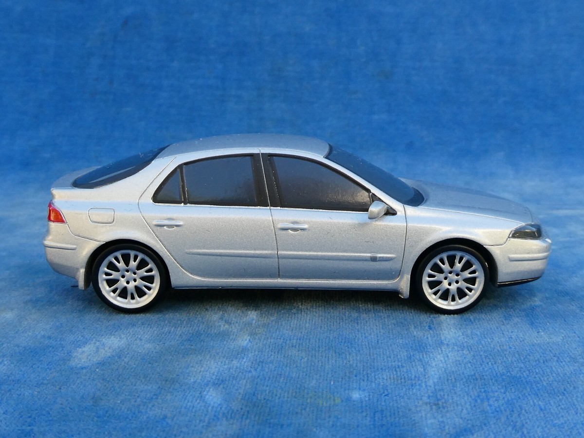 Coffret RENAULT série limitée - RENAULT Laguna II - UK