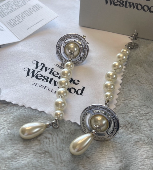 Vivienne Westwood Pearl Long Drop Earrings silver white Orb Vivienne Westwood Pearl Long Drop Earrings silver white Orb
