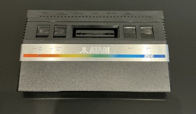 Atari 2600 Konsole   Power-LED leuchtet   Vintage   ohne Zubehör