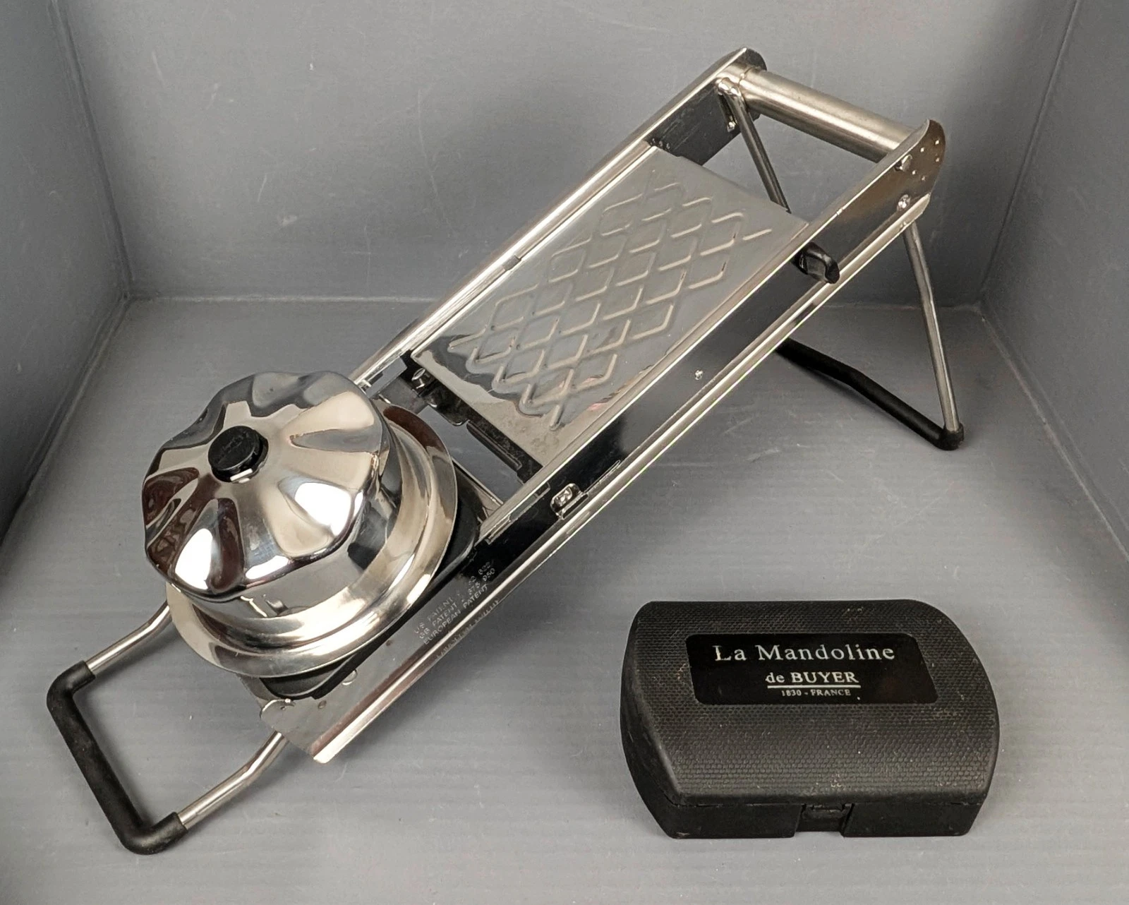 De Buyer LA MANDOLINE -Made In France- Julienne Slicer w/Box, Blades, Etc
