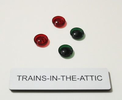LIONEL RED AND GREEN CONCAVE SWITCH CONTROLLER LENS. 711-52 @ 711-53 (2) OF EACH