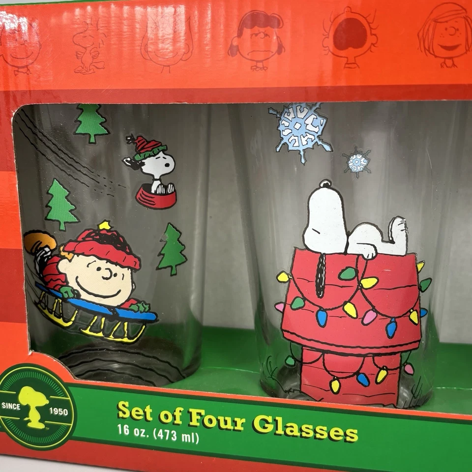 Juego de 4 vasos PEANUTS 16 OZ Snoopy Charlie Brown Navidad 2013 Nuevo Foto 3 de 4