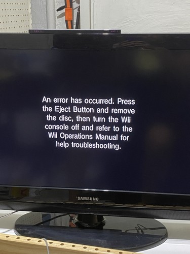 Broken Wii For Parts - Picture 5 of 5