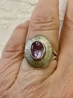 BELLE AMÉTHYSTE VÉRITABLE , ARGENT MASSIF, ÉLÉGANTE BAGUE ANCIENNE - Photo 1/4