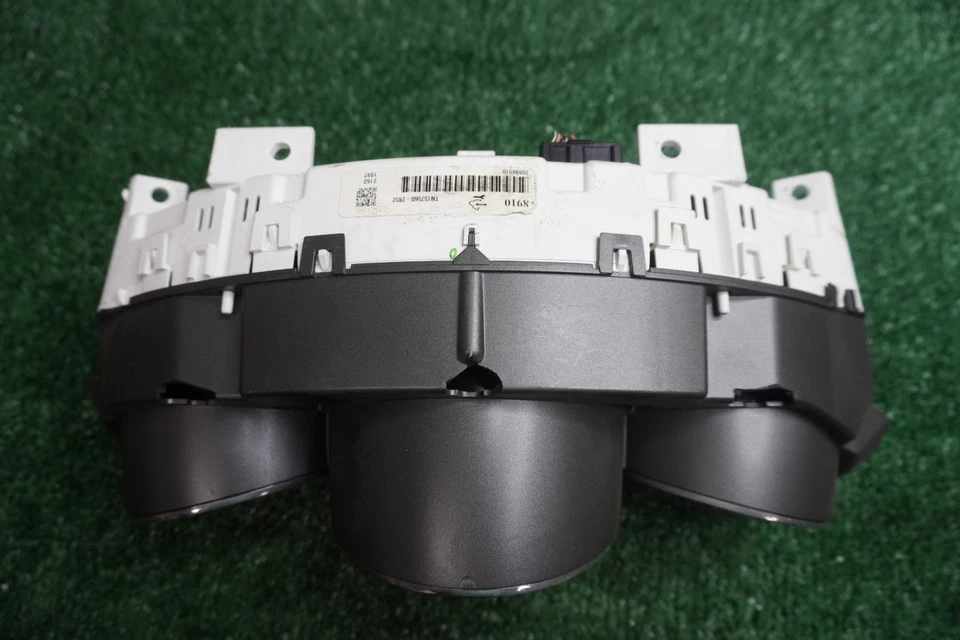 2012 2013 2014 CADILLAC CTS medidor de velocidade cluster fabricante de equipamento original 98K milhas 20898910 - Imagem 2 de 4