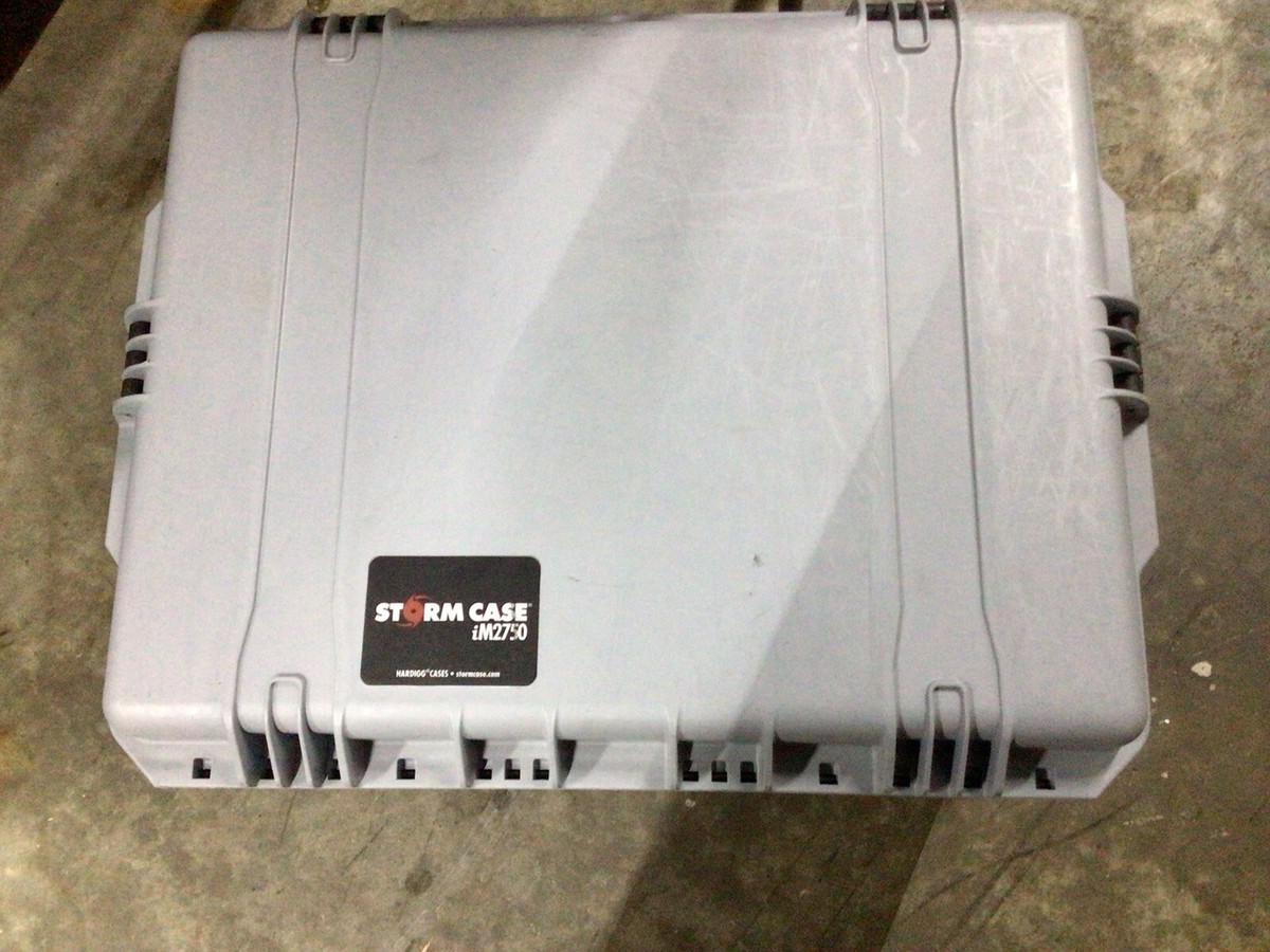Pelican Storm iM2750 Case WITH Foam and Grounded Outlet, Gray