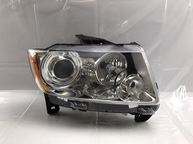 2011 2012 2013 Jeep Grand Cherokee RH Right Headlight