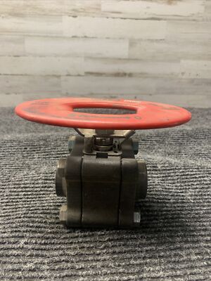 KITZ Ball Valve 1-1/2'' Red Port Oval Handal 317FS