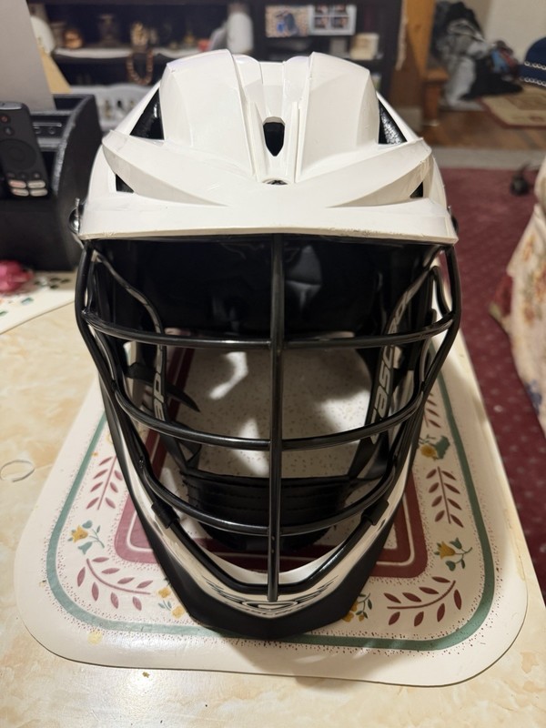 Cascade XRS Lacrosse Helmet Full Face NOCSAE White Black Medium Chin Strap