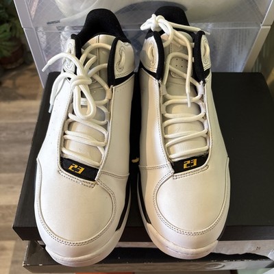 Jordan Team Strong 2006 Low White/Black Maize. Size 11  313534-104 (RARE)   