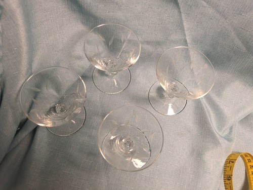 4 Vintage Libbey Simplicity Liquor Cocktail Glass 4" holds 3 oz Cattail Etching - Picture 2 of 17