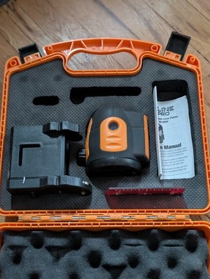 JOHNSON 40-6680 Dot Laser Level, Int/Ext,Red,200 ft. Tested All Works