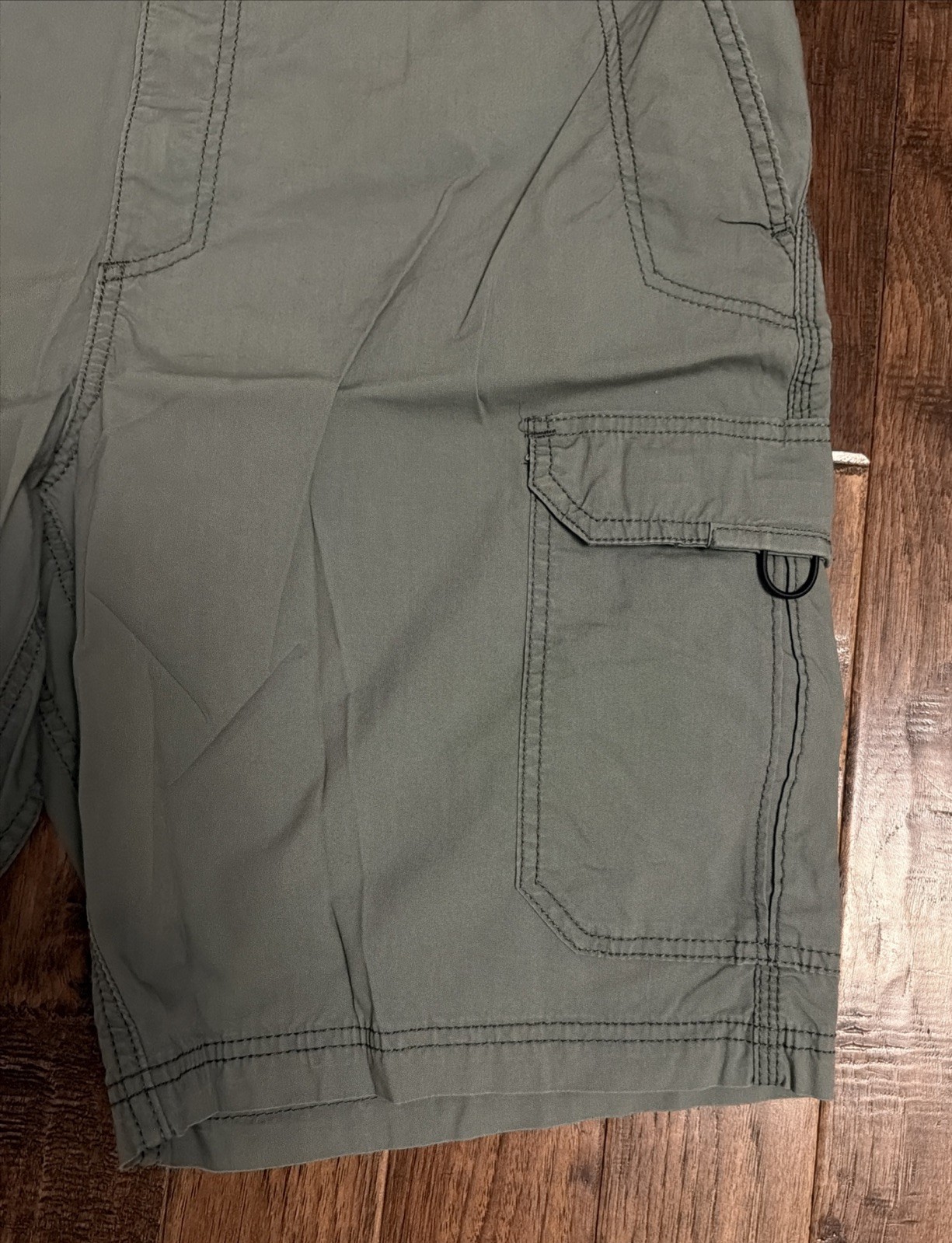 Lee Mens Extreme Motion Cargo Short; Olive Grove, 38 thumbnail 3