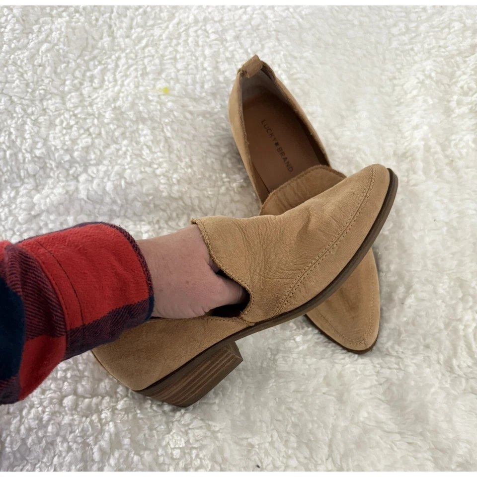 Lucky Brand Booties Women's Size 7M Mahzan Soft Tan Pebbled Leather Slip On Shoe - Image 4 of 4